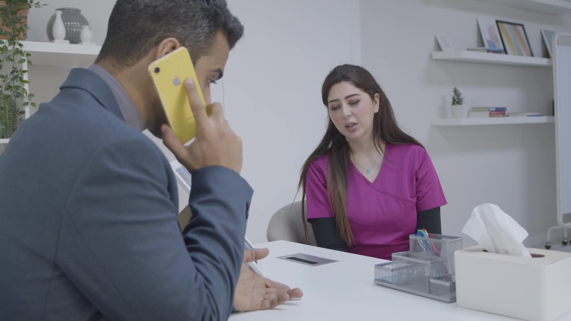 الحلقة 9 ملصق