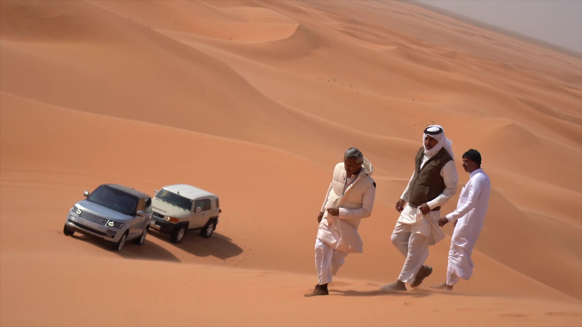 الحلقة 8 ملصق