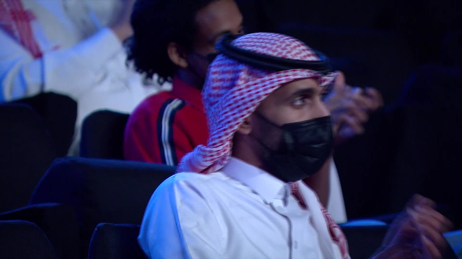 الحلقة 61 ملصق