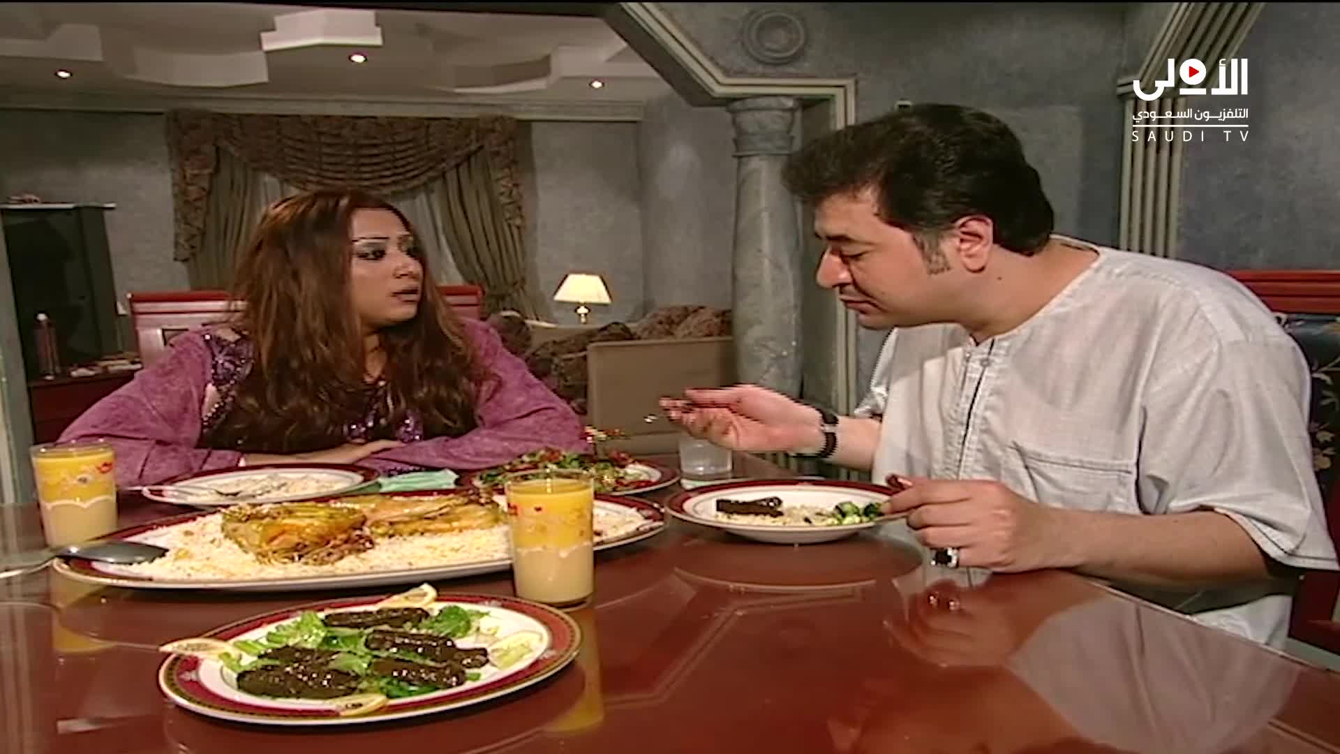 اسمعي يا جارة 1 ملصق