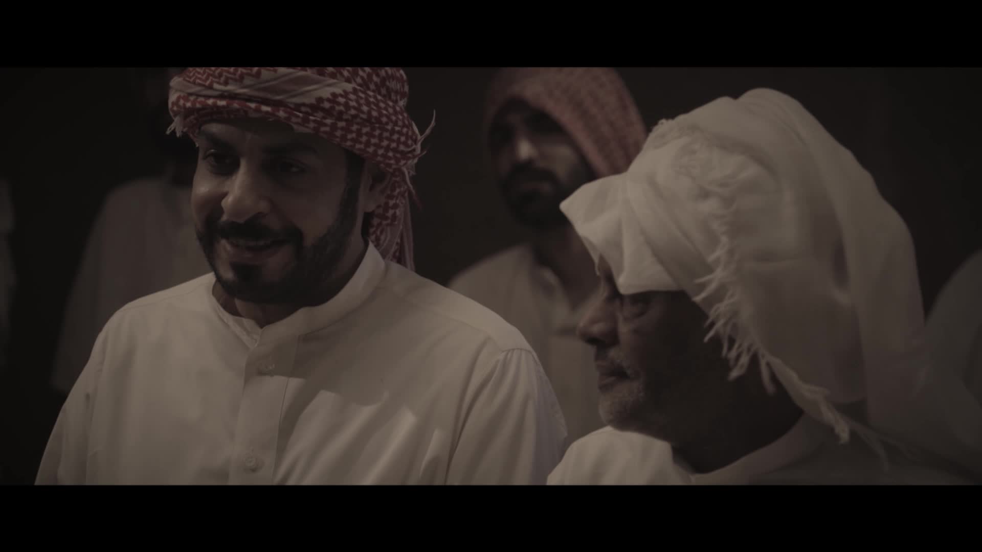 الحلقة 2 ملصق