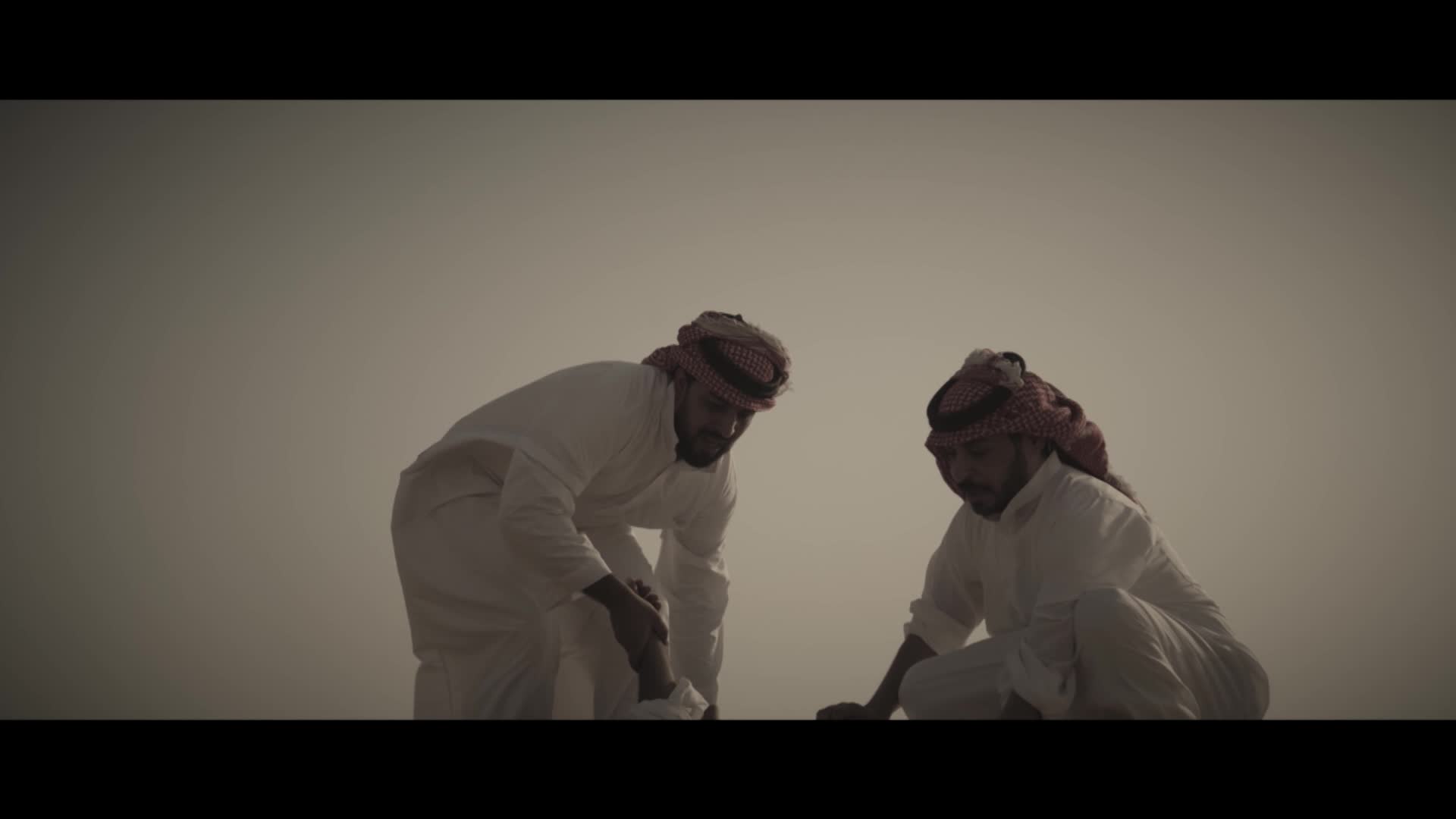 الحلقة 4 ملصق