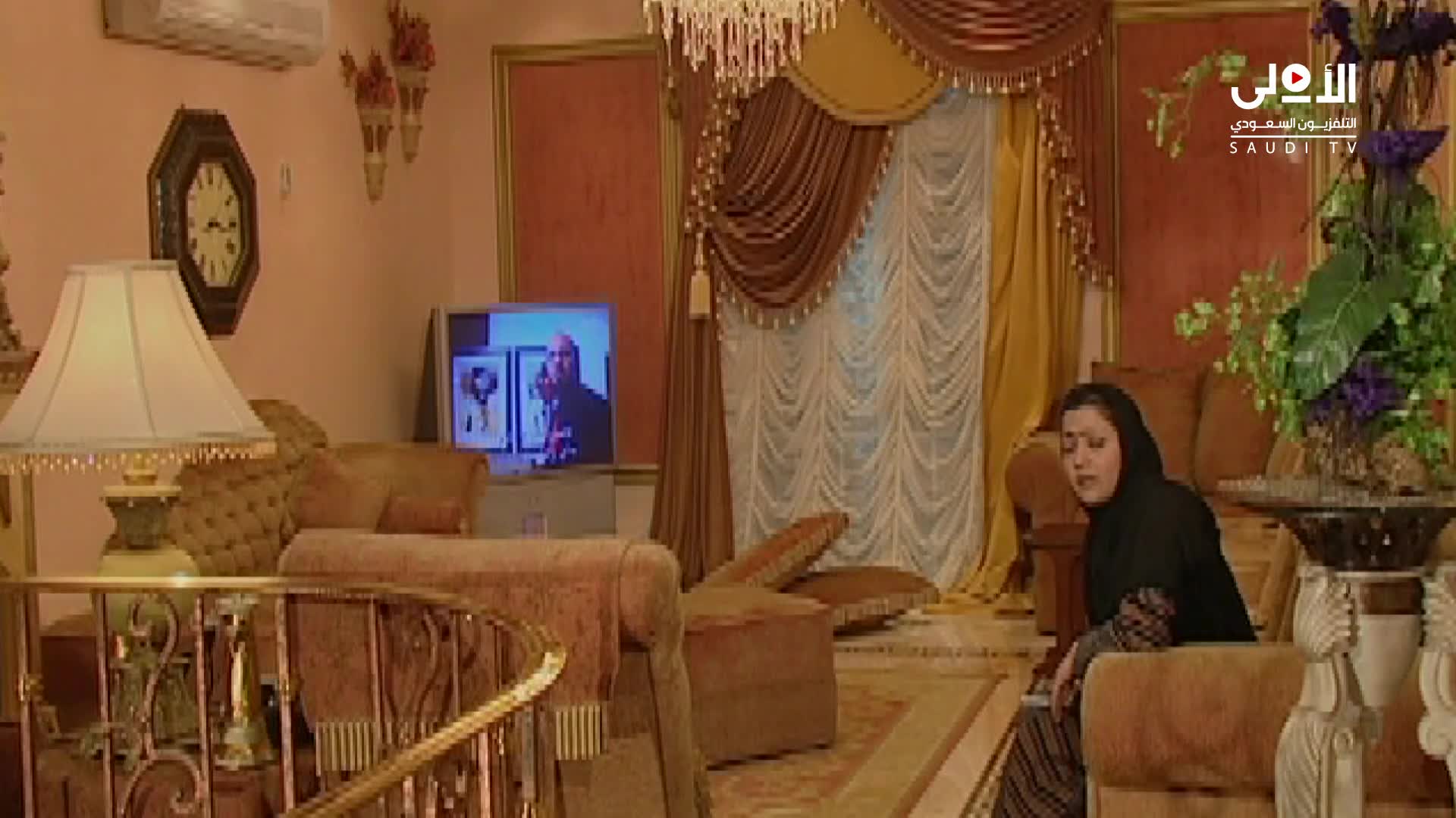 الحلقة 15 ملصق