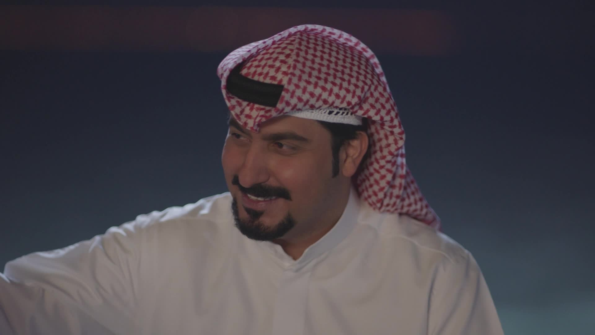 الحلقة 8 ملصق