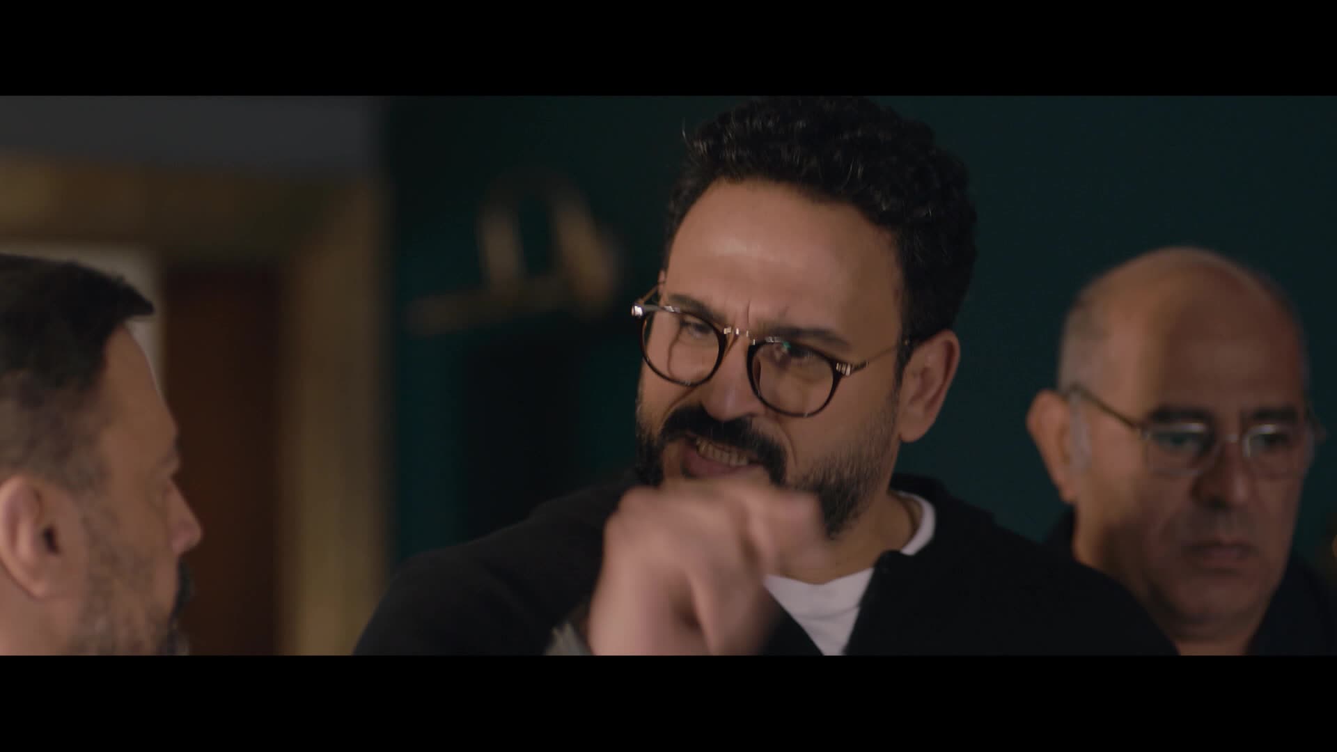 الحلقة 29 ملصق