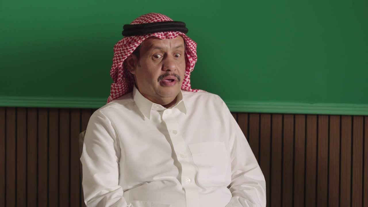 الحلقة 11 ملصق