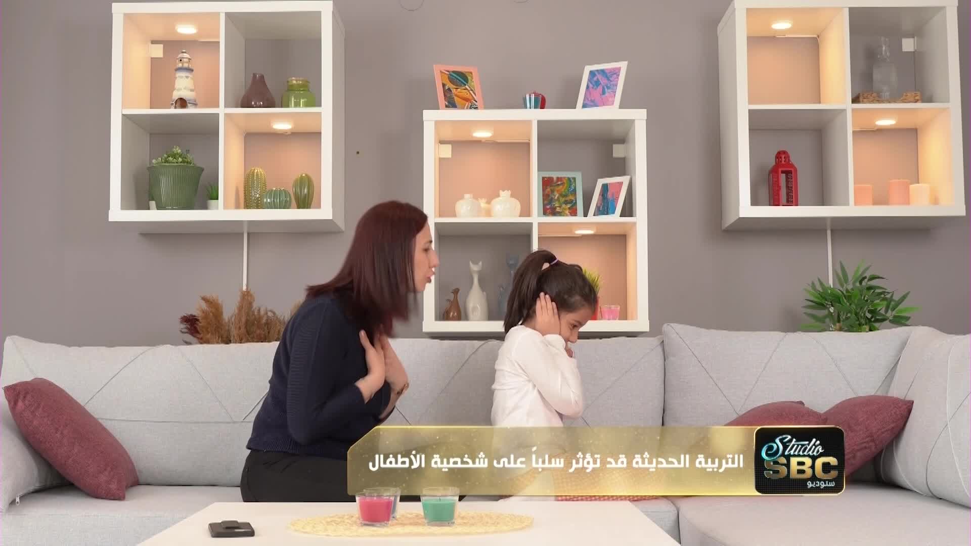 الحلقة 319 ملصق