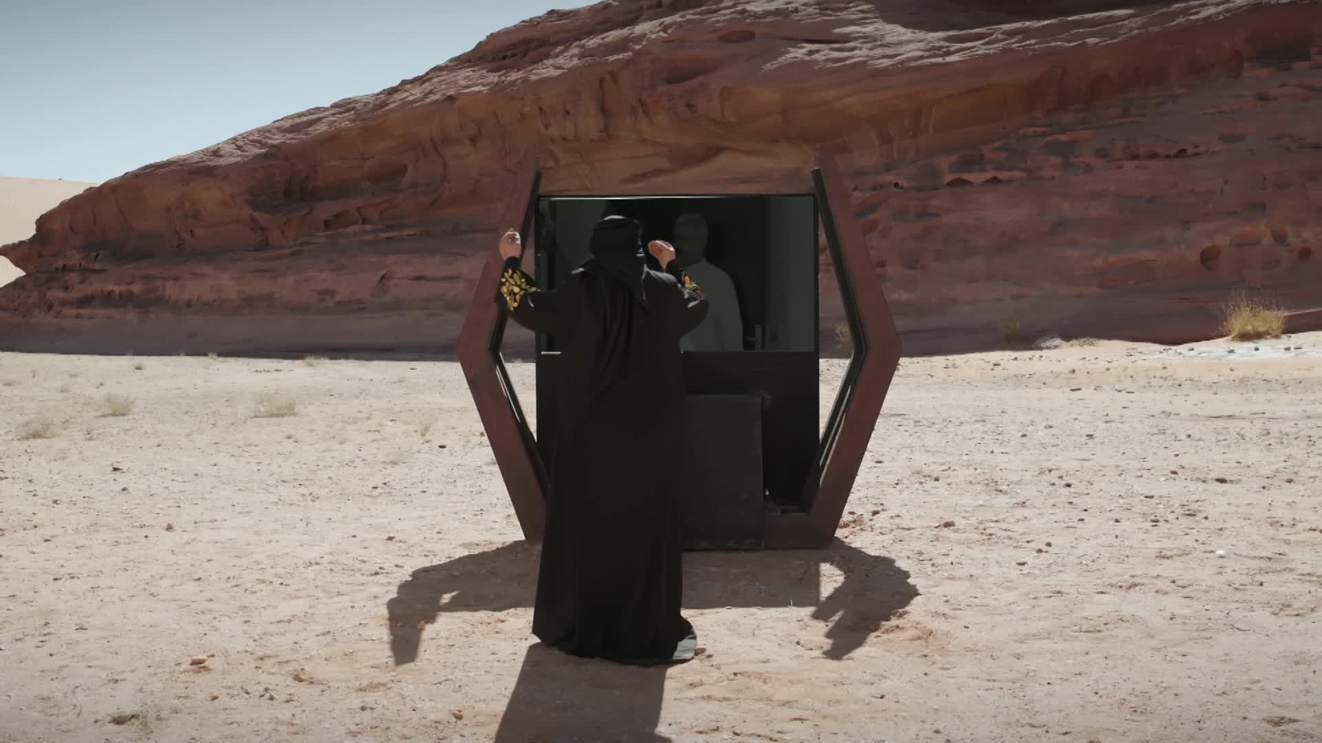 الحلقة 5 ملصق
