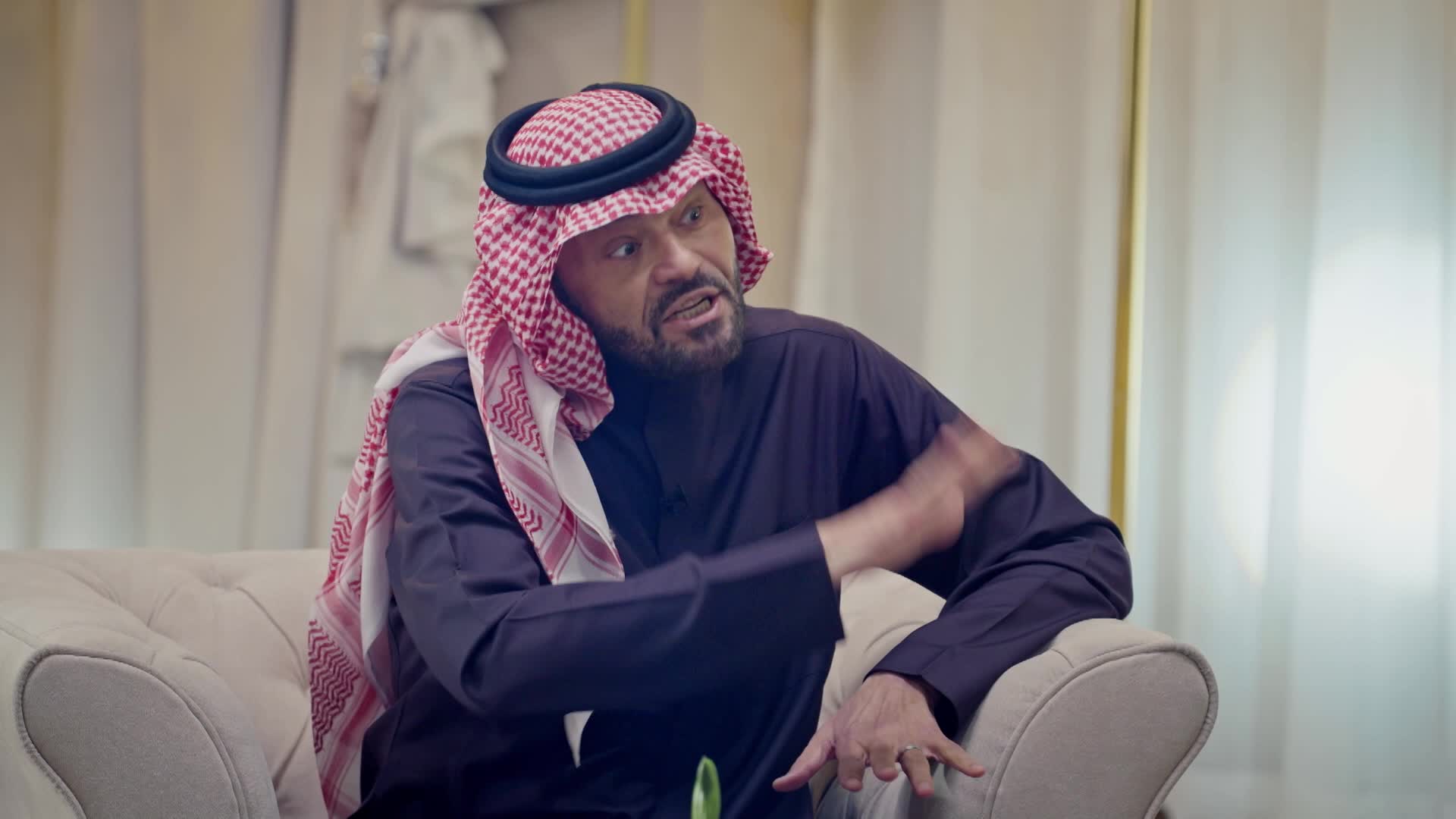 الحلقة 17 ملصق