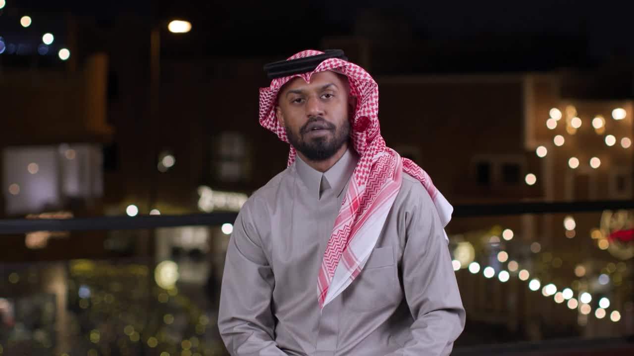 الحلقة 29 ملصق