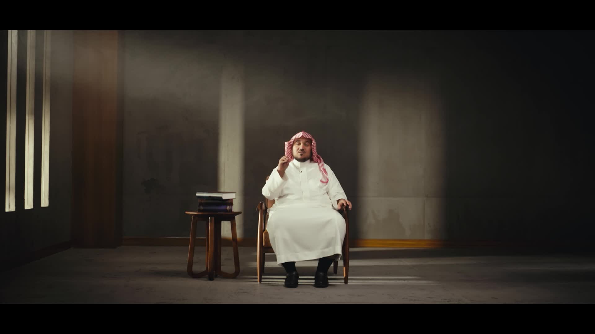 الحلقة 23 ملصق