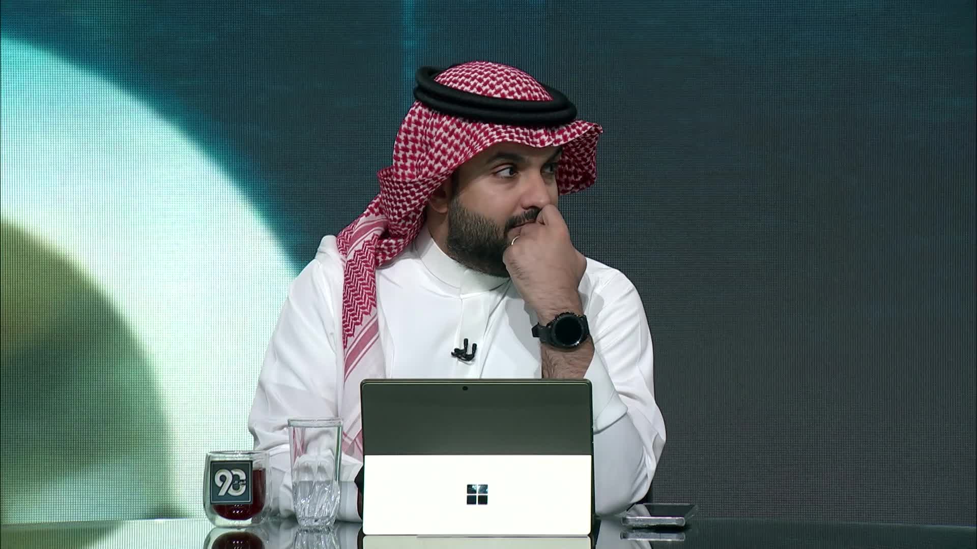 الحلقة 286 ملصق