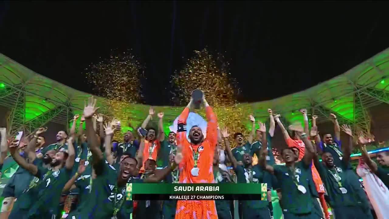 الإمارات VS السعودية ملصق